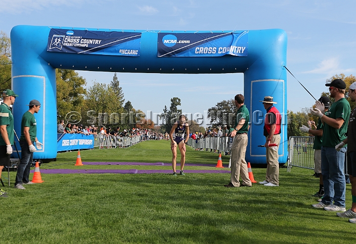2016NCAAWestXC-174.JPG - during the NCAA West Regional cross country championships at Haggin Oaks Golf Course  in Sacramento, Calif. on Friday, Nov 11, 2016. (Spencer Allen/IOS via AP Images)